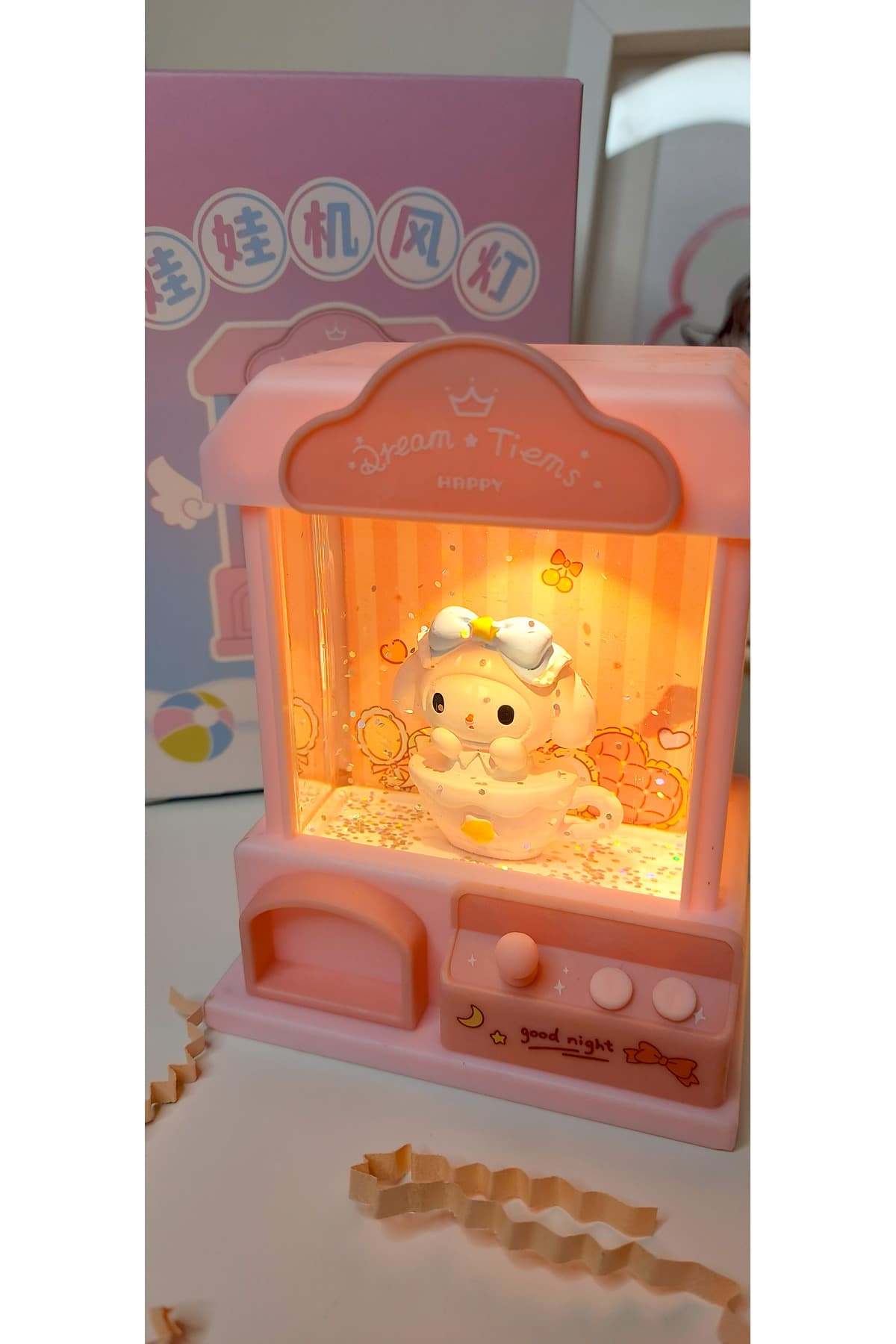 My Melody Işıklı Simli Müzikli Kar Küresi